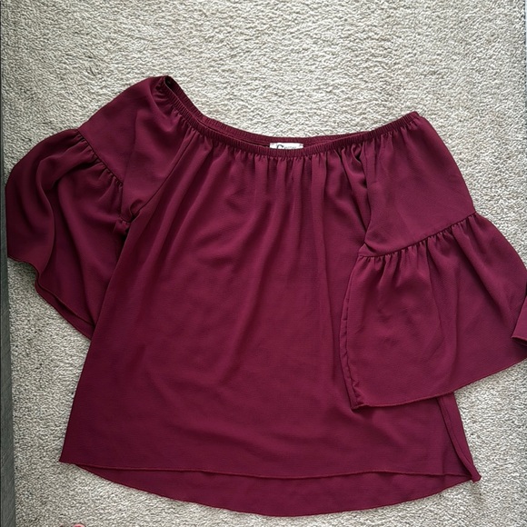 Red Ruffled 3/4 Sleeve Blouse - Picture 1 of 4